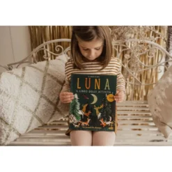 Luna. Il libro delle attività