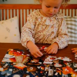 Magico puzzle ad acqua. Halloween