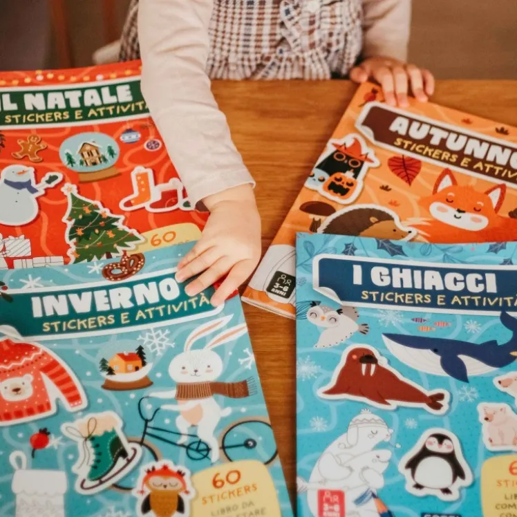 Stickers e attività. Il Natale